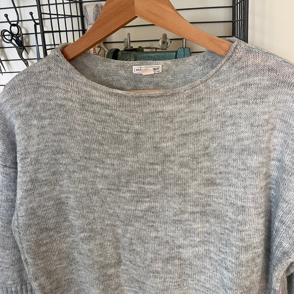 Lightweight sweater